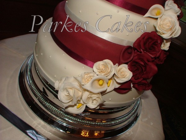 cascading rose wedding cake close up